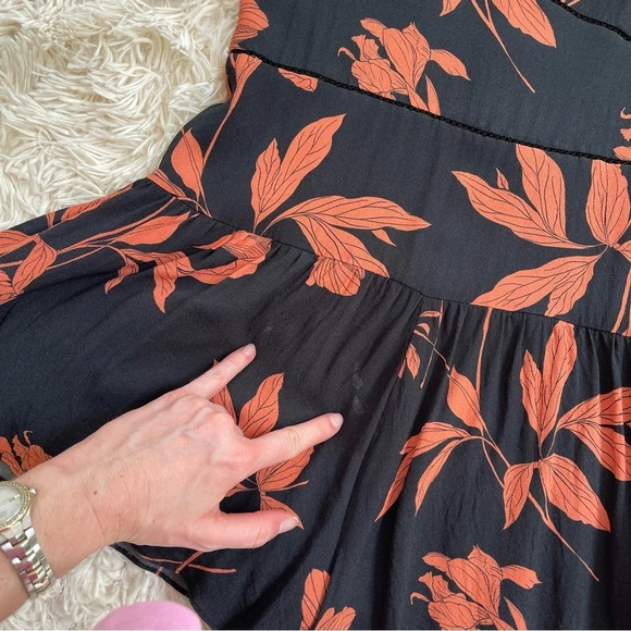 Thakoon Black and orange Floral Ruffle Romper sleeveless silk size 2 - Picture 5 of 12